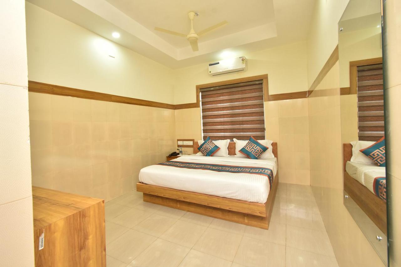 Hotel Kannur Capital Caltex Eksteriør billede
